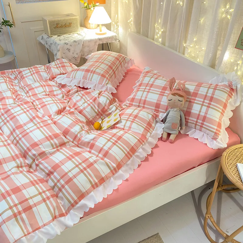 Jogo de Cobre Leito com Rendas e Listras Arco-Íris, Quatro Peças, Estilo Princesa, Lençol e Saias de Cama para um quarto fresco e aconchegante. — foto 2