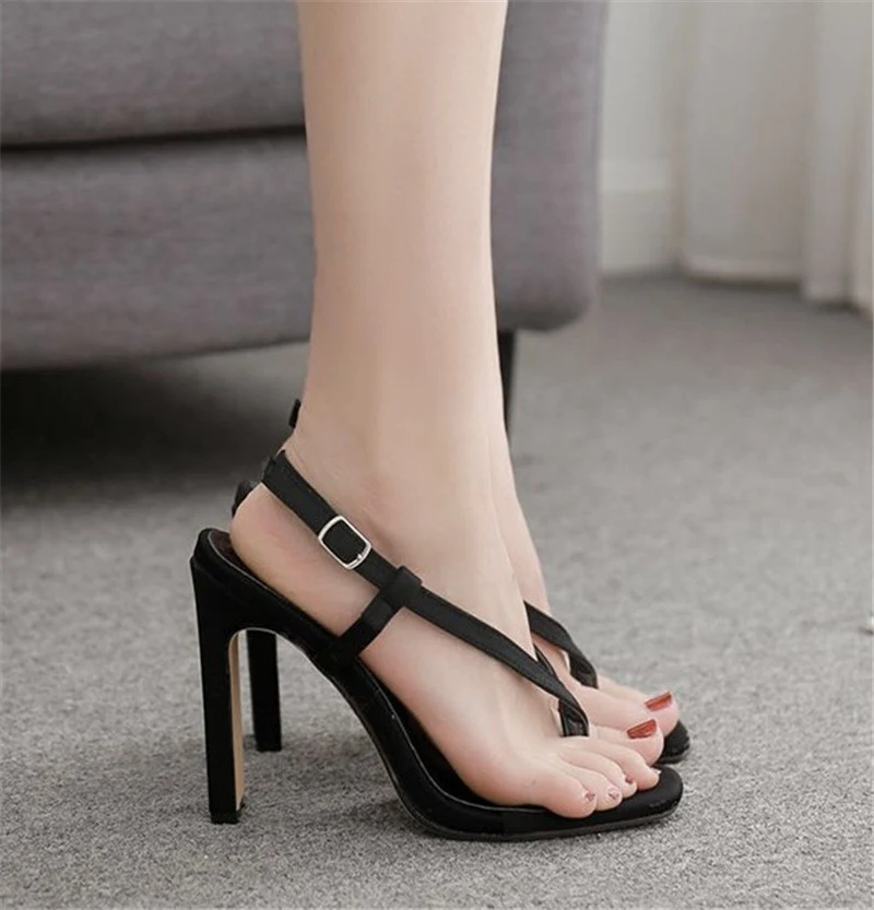 Damesschoenen Fashion Flip Flops High Heel Sandalen. Stijlvolle sandalen en slippers voor dames, perfect voor een zomerse look. — foto 5