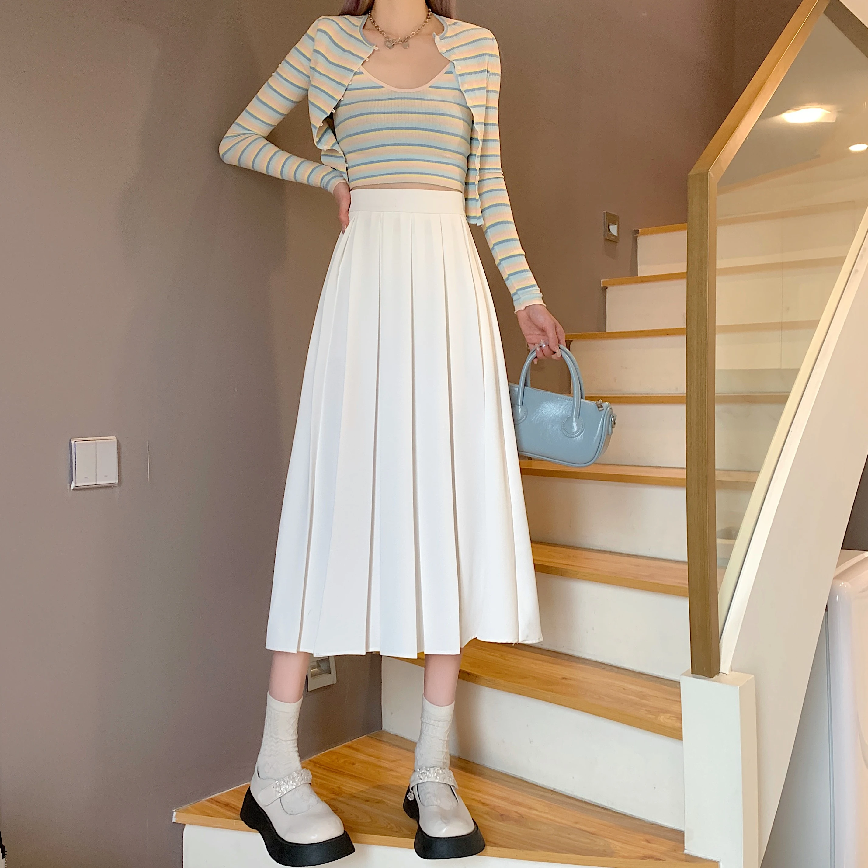 Title 51, Mid Length High Waist A-Line Umbrella Skirt. Fl...