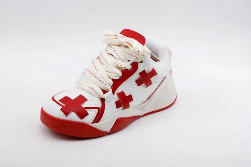 Title 8, College Style gepersonaliseerde wedge sneakers ...