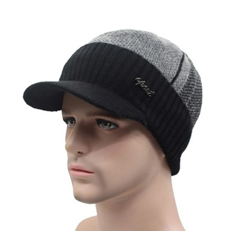 Title 7, Cappello in maglia di peluche piccolo ferro sta...