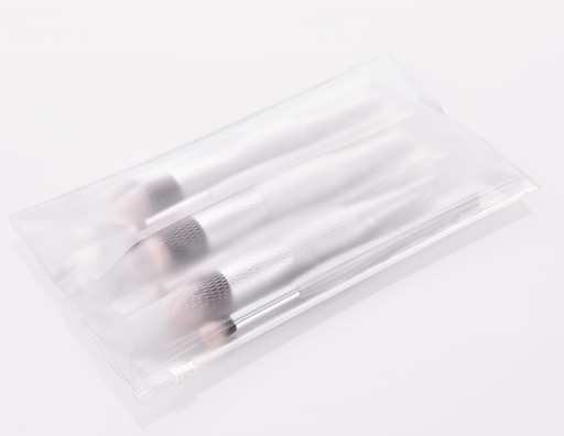 Title 4, 8 Makeup Brushes and Tools set for flawless app...