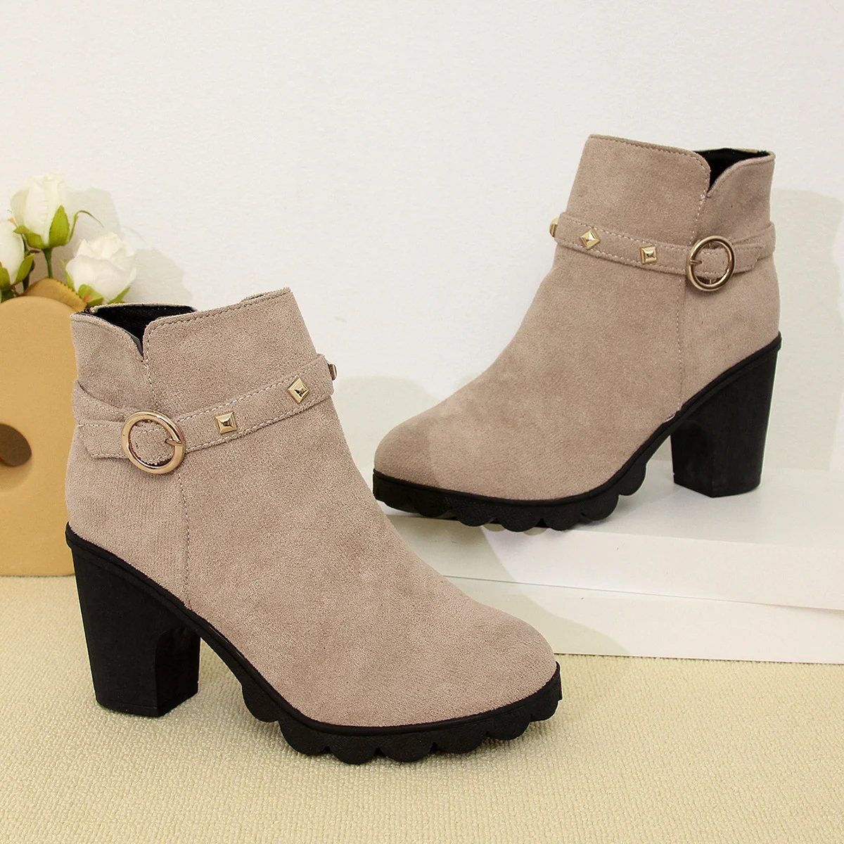 Title 12, Womens High Heel Chunky Heel Round Toe Side Zi...