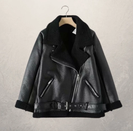 Title 3, Giacca moto donna in pelle. Guida la tua moto c...