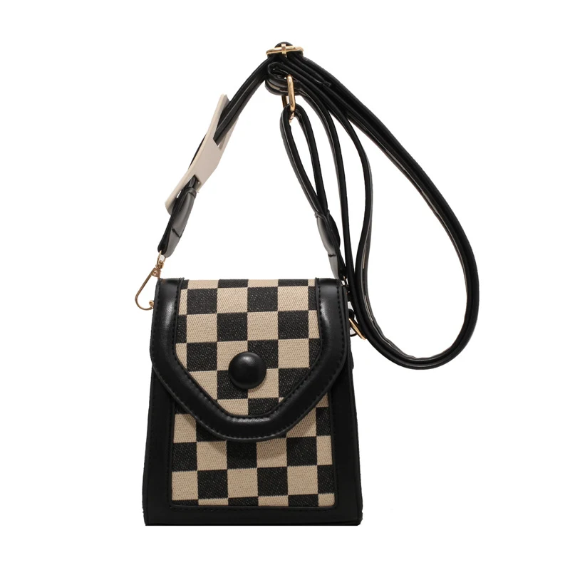 Bolsa Feminina Pequena Quadrada Tipo Mensageiro Perfeita para o Dia a Dia Confortável e Elegante Ideal para Levar Essenciais com Segurança — foto 3