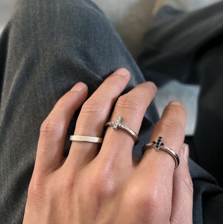 Anel Cruz Masculino com Diamante e Zircônia Sofisticação para Homens Design Moderno Joia para Ele Presente Exclusivo Durabilidade e Beleza — foto 6
