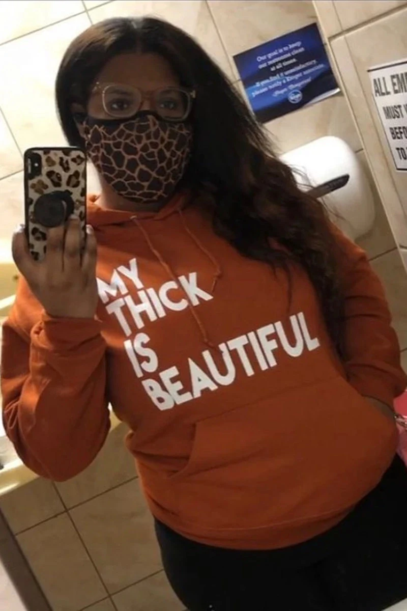 Otoño e invierno, estilo caliente, tamaño grande, color sólido, impresión de letras, chaqueta deportiva con capucha — foto 1