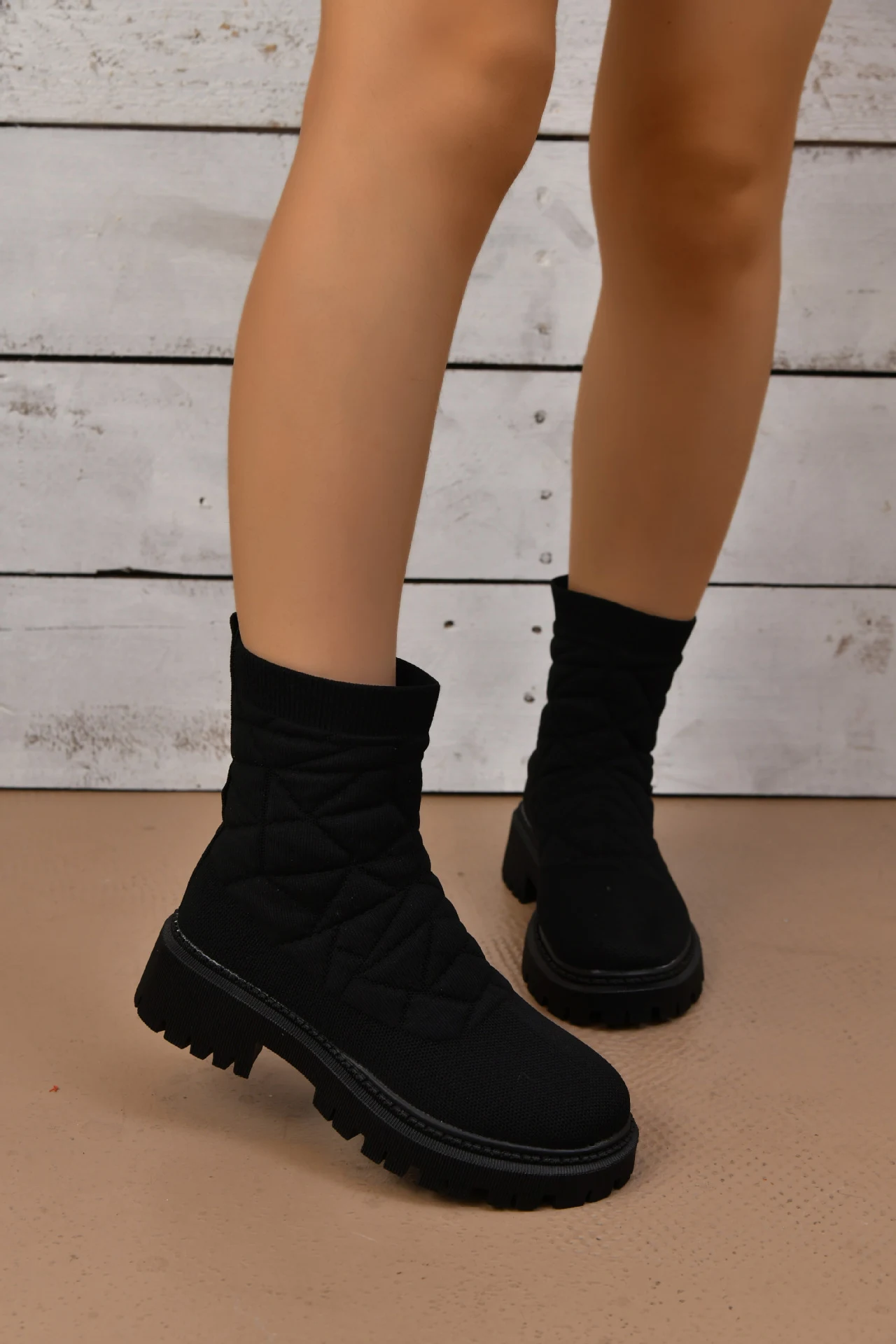 Title 9, New Womens Flying Woven Sports Short Boots Lig...