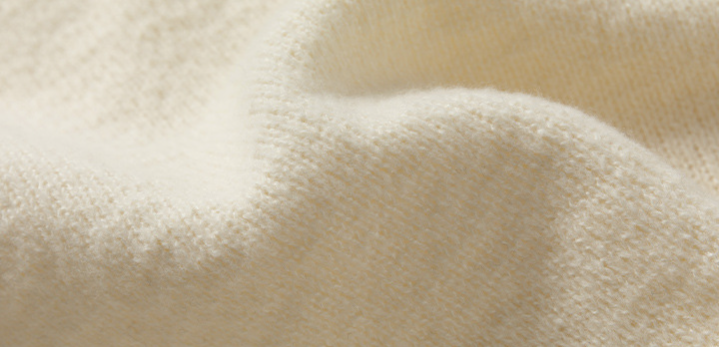 Title 3, Irregular Raw Hem Sweater Mens and Womens Kni...