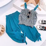 Conjunto floral coreano de verão, novo e estiloso, com top suspenso e calças. Perfeito para um visual moderno e fresco nos dias quentes. — foto 5