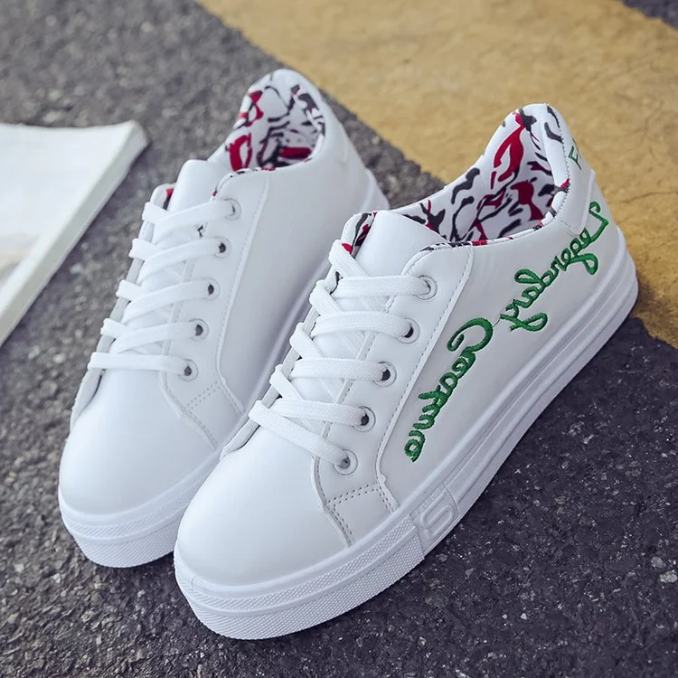 Wild Basic White Shoes Korean Flat, the perfect everyday shoe for a casual and comfortable style. These versatile flats — photo 1