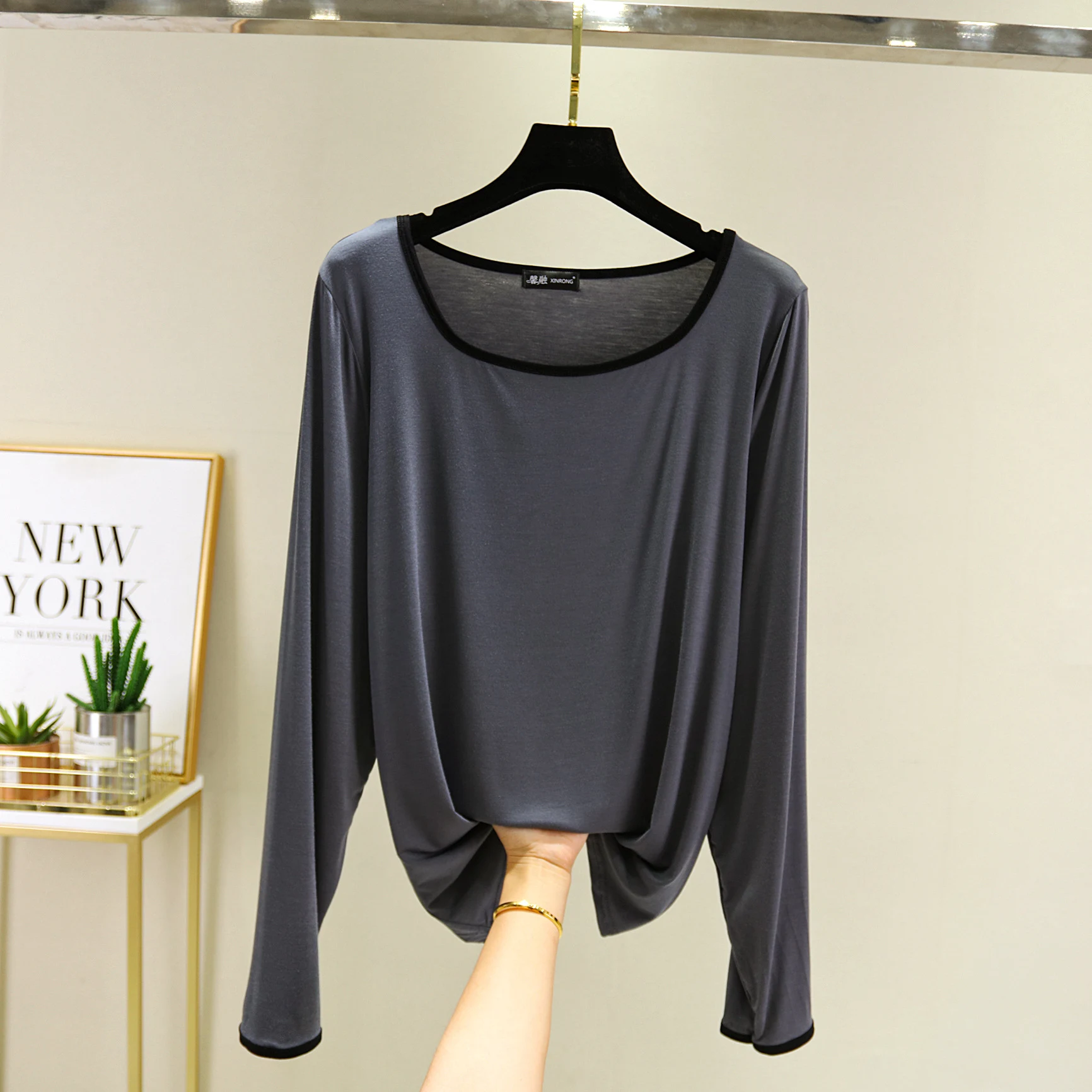 Title 7, Modal Square Collar Long Sleeve Thin Shirt
