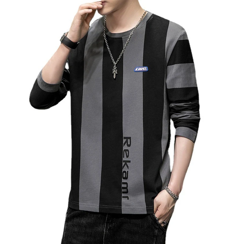 Moletom listrado com capuz e mangas compridas para homens. Conforto e estilo para o dia a dia, ideal para diversas ocasiões, mantendo você aquecido. — foto 5