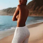 El Yapımı Tığ İşi Plaj Bikini Takımı, Sweatshirt, Mayo Örtüsü ve Pantolon Seti – Sahilde şıklık ve konfor için ideal, güneşin tadını çıkarın. — Fotoğraf 10