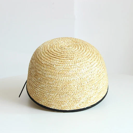 Title 1, Straw hat