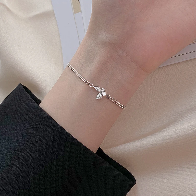 Pulseira de borboleta de prata esterlina feminino inseto de nicho — foto 1