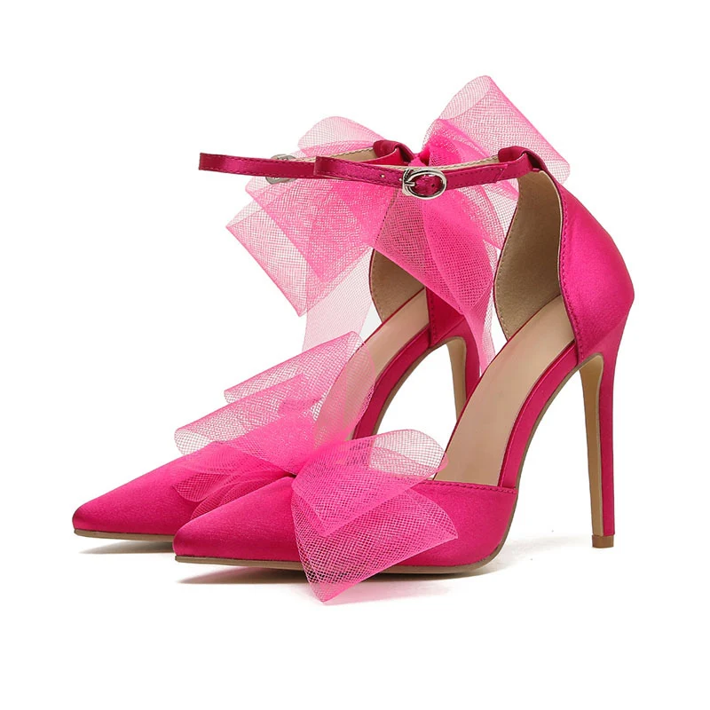 Title 2, Plus Size Pumps mit Schleife und spitzer Zehenp...