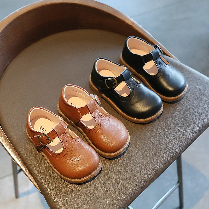 Sapatos infantis retrô de couro estilo britânico – Conforto e elegância vintage para os pequenos, ideais para um visual charmoso e atemporal. — foto 5
