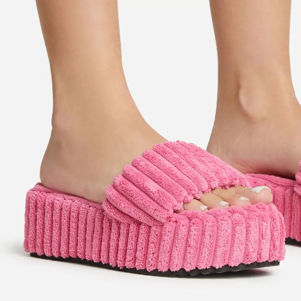 Title 7, Desfrute do máximo conforto com nossas pantufas...