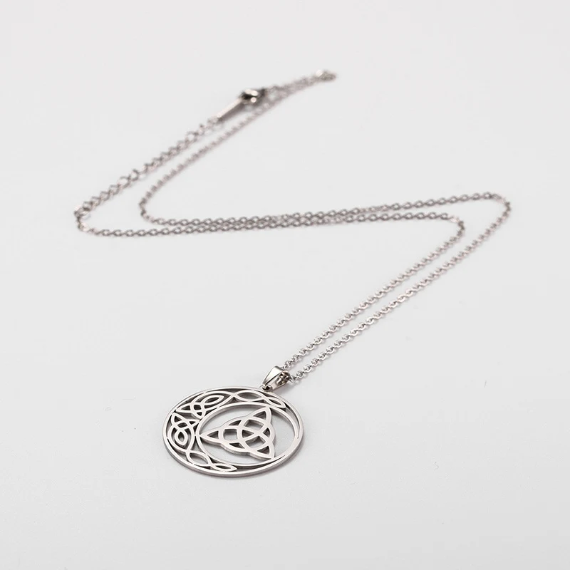 Colar de moda Calter com nó redondo mensal, um acessório fashion que complementa seu visual com elegância e sofisticação, ideal para mulheres. — foto 8