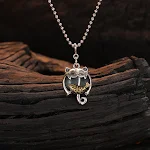 Colar feminino com pingente de gato vintage comendo peixe em prata esterlina S925, um acessório elegante e charmoso — foto 15