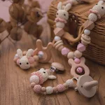 Acessório Mordedor de Coelho de Crochê Feito à Mão para Bebê Pulseira Alivia a Coceira da Gengiva Seguro e Macio para Dentição — foto 12