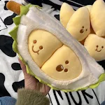Boneca de pelúcia com "carne" de fruta destacável e lágrimas reais. Desabotoe para diversão sensorial e momentos lúdicos. — foto 1