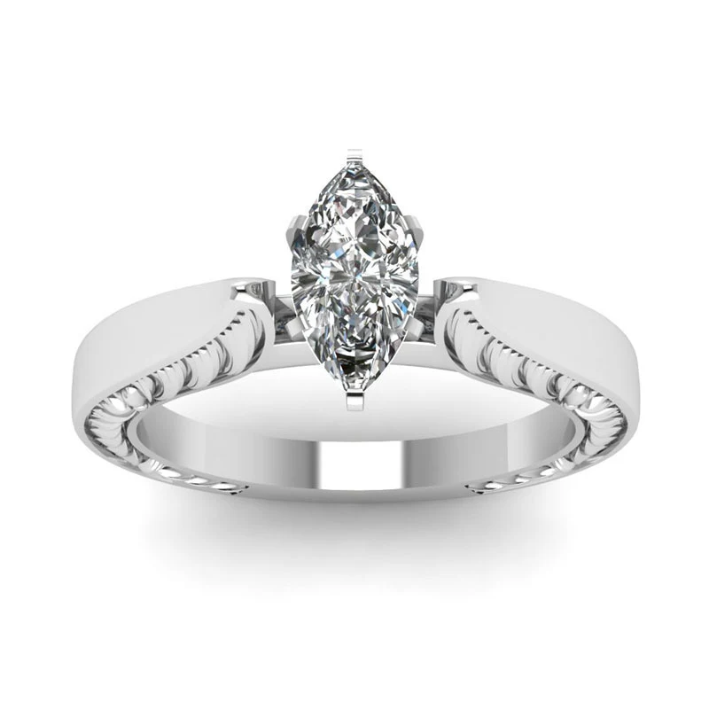 Anel Vintage com Zircônia Olho de Cavalo, design elegante e atemporal. Ideal para presentear e realçar sua beleza. — foto 5