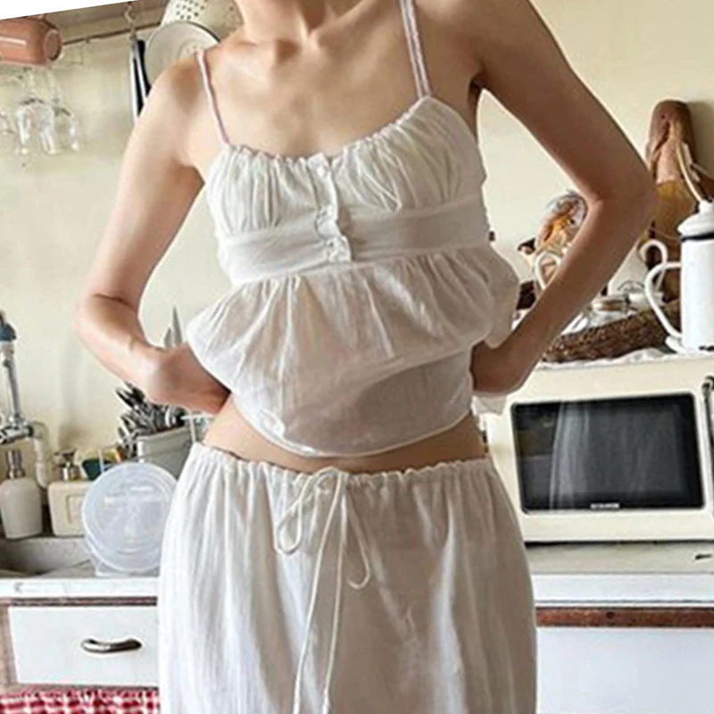 Top sexy donna con scollo quadrato, basico casual tinta unita, schiena scoperta, taglio basso, perfetto per valorizzare la bellezza e creare un look seducente. — foto 12