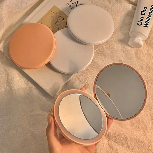Title 3, Portable LED Mirror Simple Rechargeable Handhel...