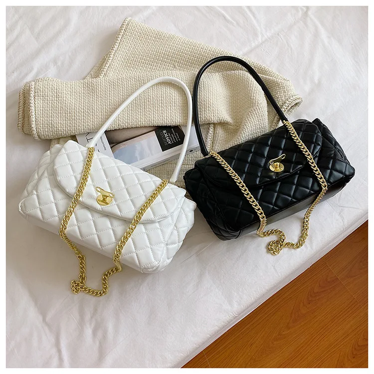 Title 38, Womens Fashion Rhombic Chain Shoulder Armpit Bag