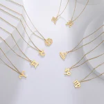 Corrente de clavícula de aço inoxidável com as Doze Constelações, um acessório elegante que celebra seu signo e seu estilo pessoal. — foto 31