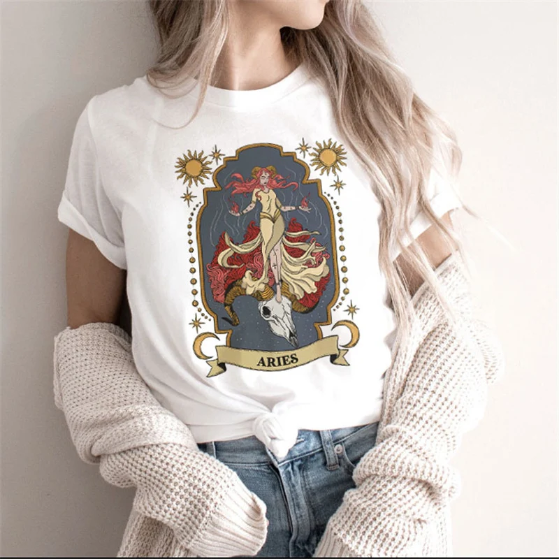 Fashion Moon Retro Gothic Print T-shirt Women — photo 1