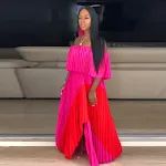 Vestido Maxi com um Ombro Só e Costuras Detalhadas, Sucesso Absoluto. Desfrute de Elegância e Conforto neste Vestido Incrível. — foto 1