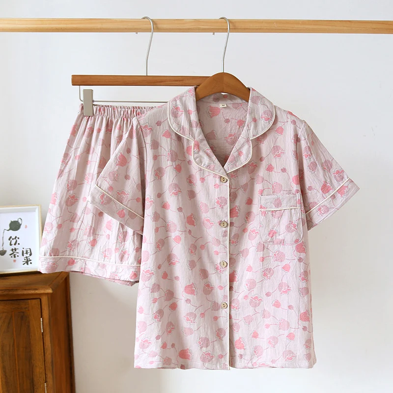 Conjunto de pijama de verão retrô com jacquard tingido, manga curta e shorts femininos. Conforto e estilo para usar em casa. — foto 12