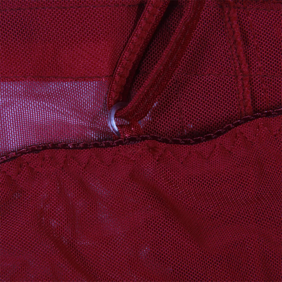Title 10, Pijama com suspensório transparente bordado eur...