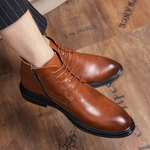 Title 8, Botas de neve masculinas Doc Martens de cano al...