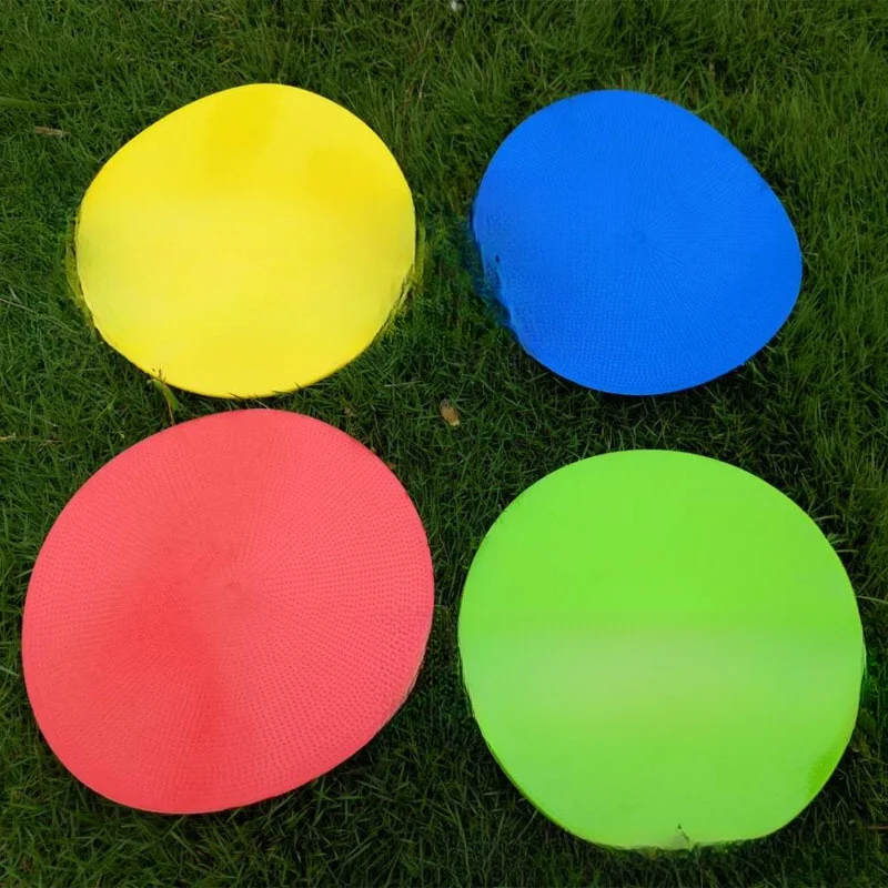 Title 2, Señala el blanco con el Disco de Juego Plano de...