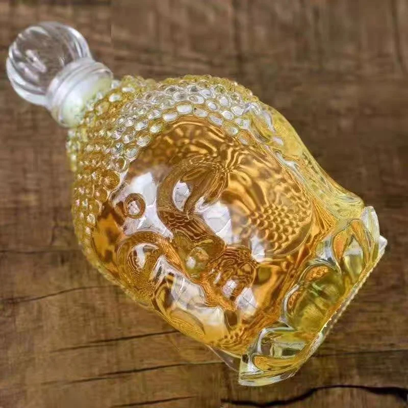 Garrafa de vinho com cabeça de Buda para uma experiência única. Ideal para vinhos espumantes e outros. Desfrute com estilo. — foto 2