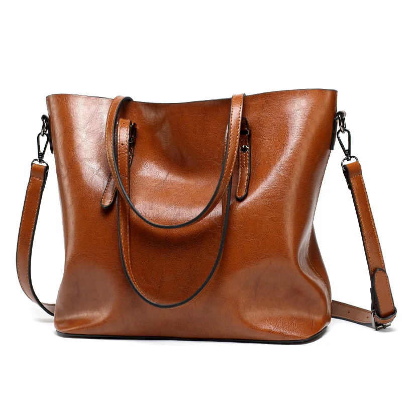 Nuova borsa moda europea, borsa a mano, tracolla e tote bag, ideale per l'inverno. Design con finitura olio, elegante e versatile, per ogni occasione. — foto 5