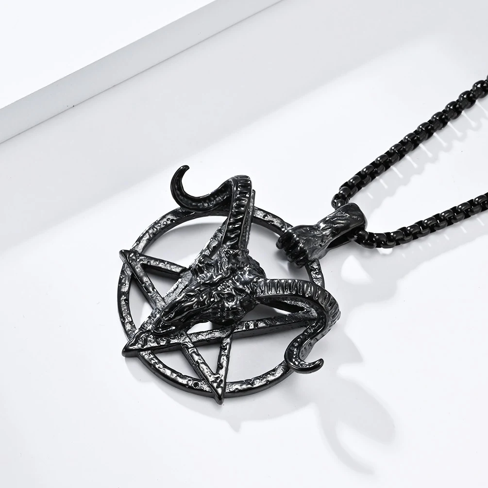 Collana con Pendente in Acciaio Titanio Retro Dark Wind Diavolo Satana Capra Pentagramma, un accessorio audace per un look distintivo e misterioso. — foto 5