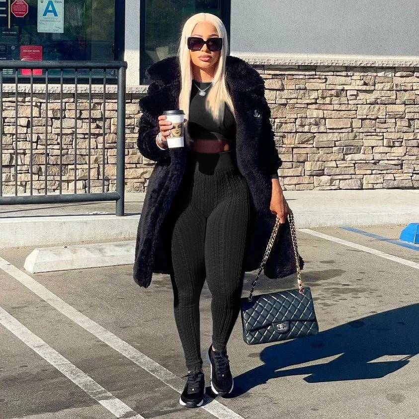Conjunto Feminino Casual de Exercício Roupa de Treino Confortável e Moderna Perfeito para Academia ou Atividades Diárias — foto 3