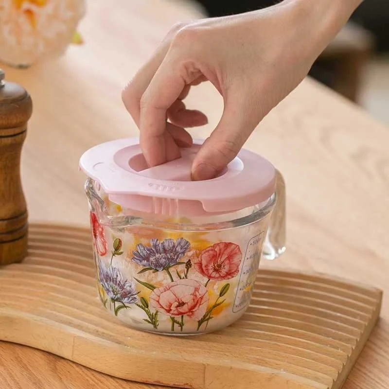 Flower Measuring Cup Glass With Lid for water and milk. Accurately measures liquids, easy to use and clean. Perfect for — photo 12