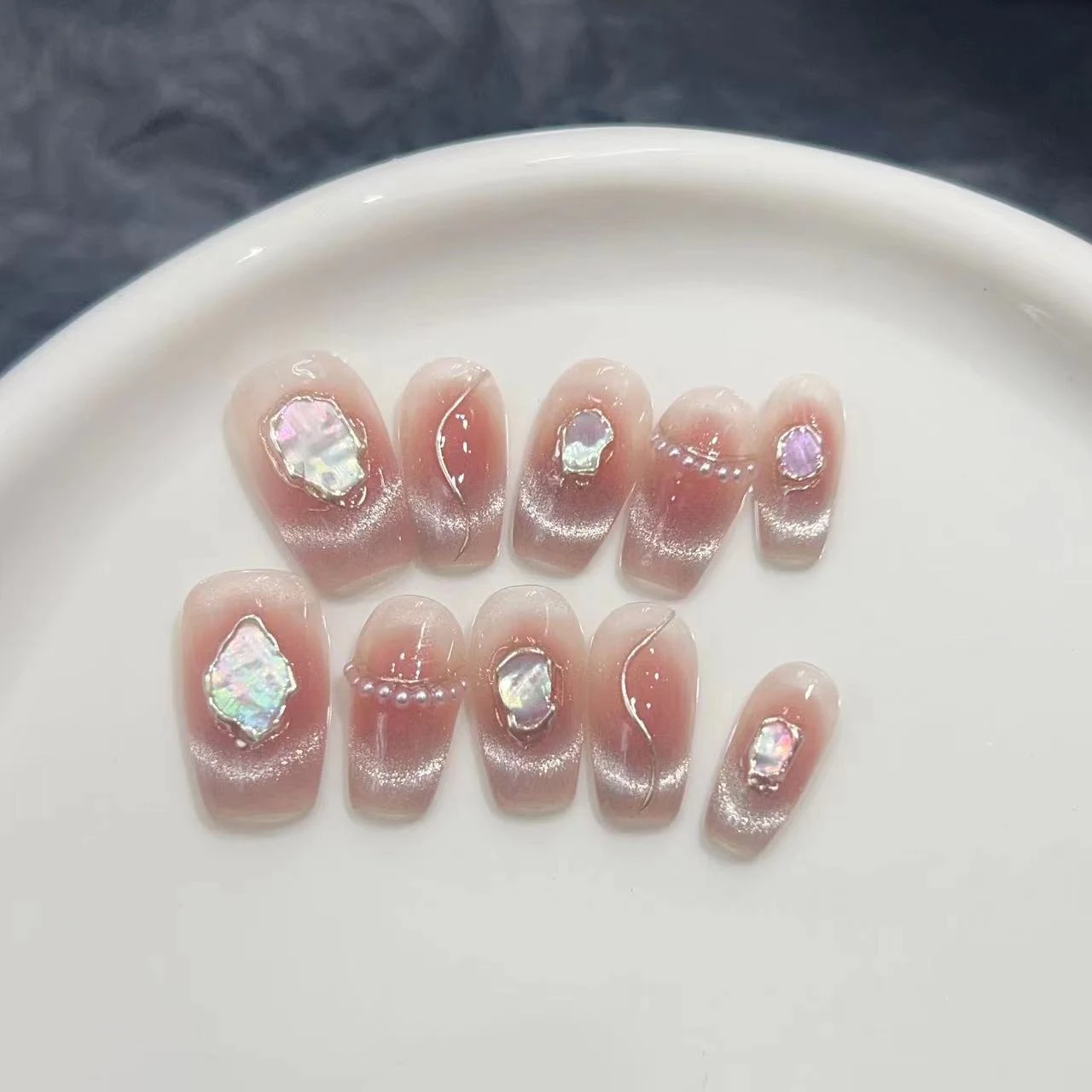 Title 5, Wear Armor Handgemaakte en Afgewerkte Nagels. D...