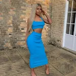 Terno Feminino Saia Midi Cintura Alta com Colete Design moderno e elegante para mulheres que buscam sofisticação. — foto 8