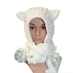 White bib hat