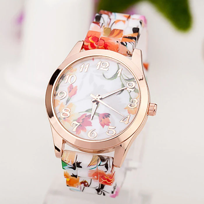Relógio fashion com estampa exclusiva. Expresse seu estilo com este acessório estiloso. Durabilidade, design e conforto para o seu dia a dia. — foto 1