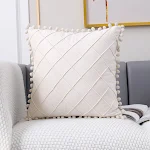 Fronha Dutch Plush Ball Plaid macia e aconchegante. Desfrute de conforto e estilo xadrez para suas noites de sono. — foto 5