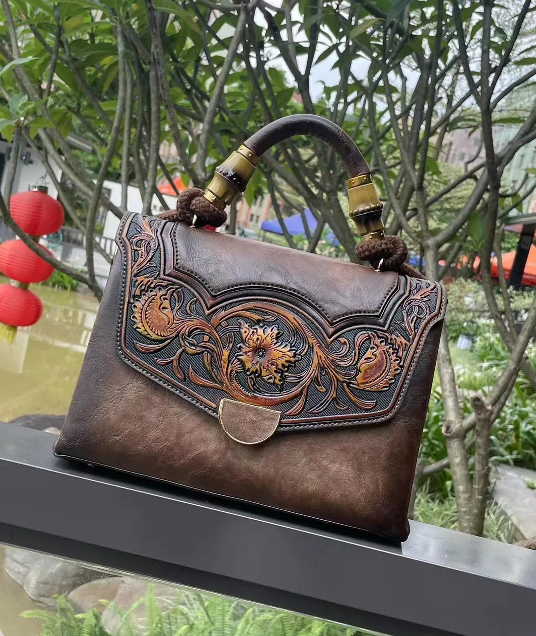 Title 1, Bolsa crossbody feminina retrô com relevo tridi...