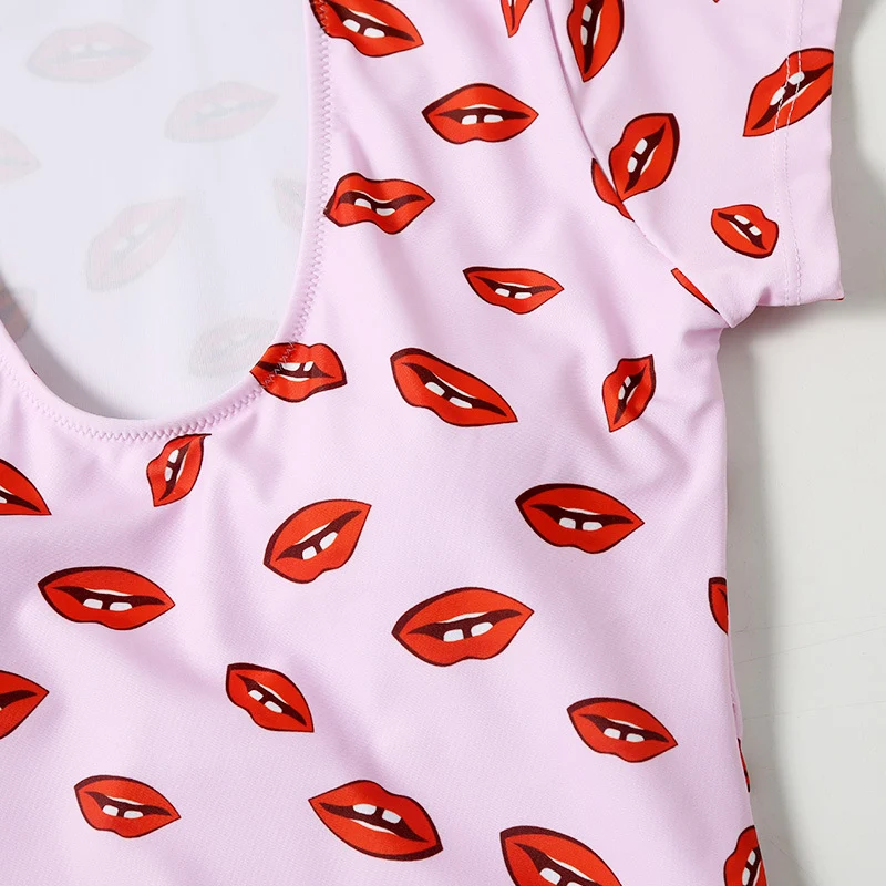 Red Lips Print Bikini for Summer. Enjoy the sun and beach with this modern and sexy swimsuit. Look great and feel confid — photo 2
